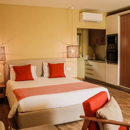 Neptuno Atouguia Da Baleia