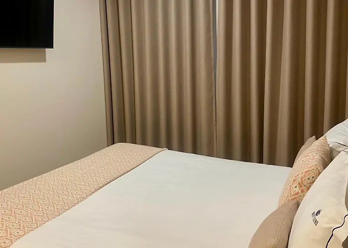 Neptuno Atouguia Da Baleia