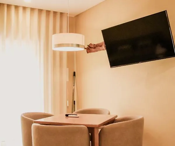 Neptuno 3* אנטוגויה דה באלייה